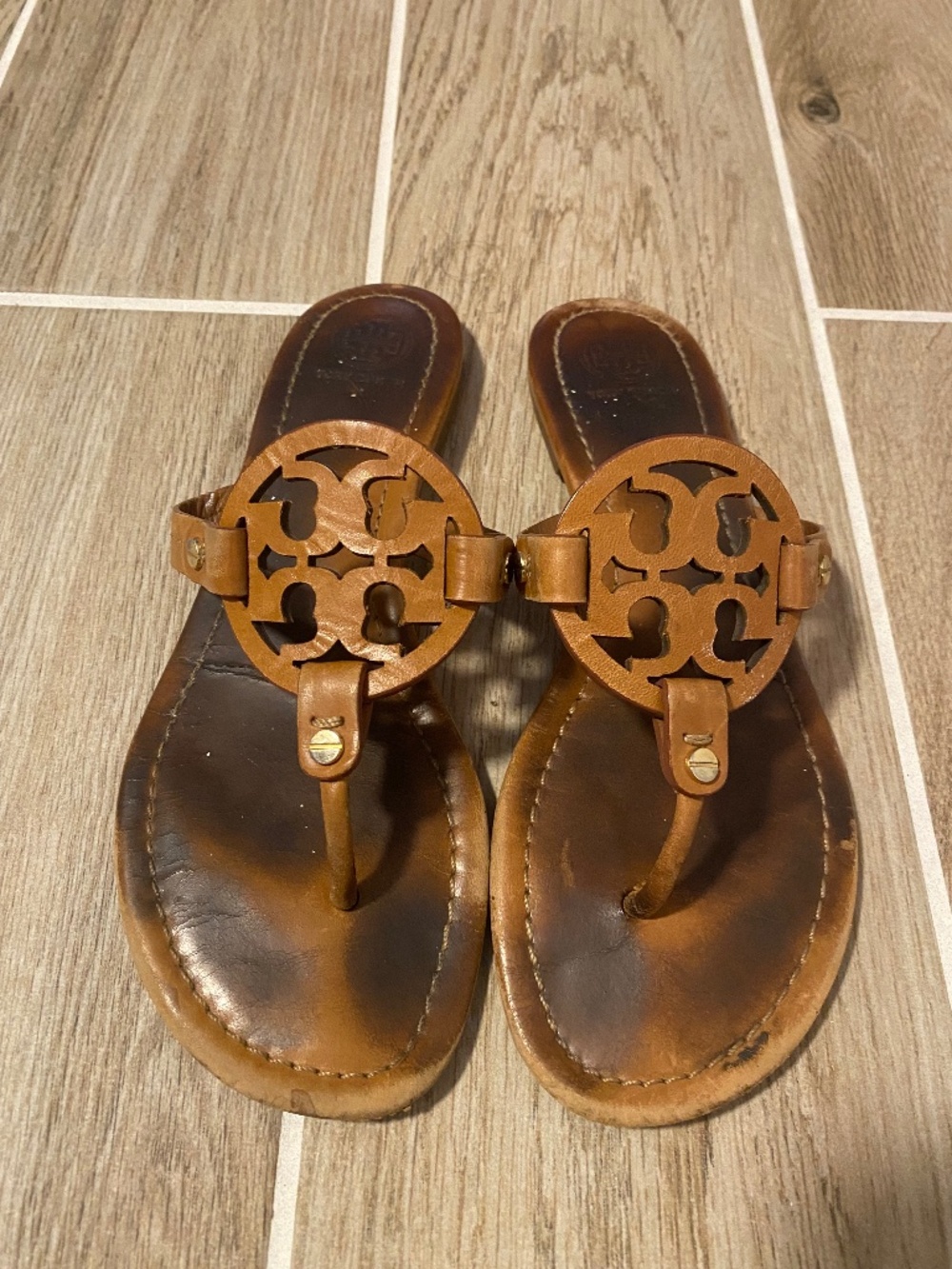 Tory Burch Brown Flat Sandals sz 8